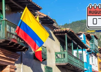 que se celebra 7 de agosto colombia 2025