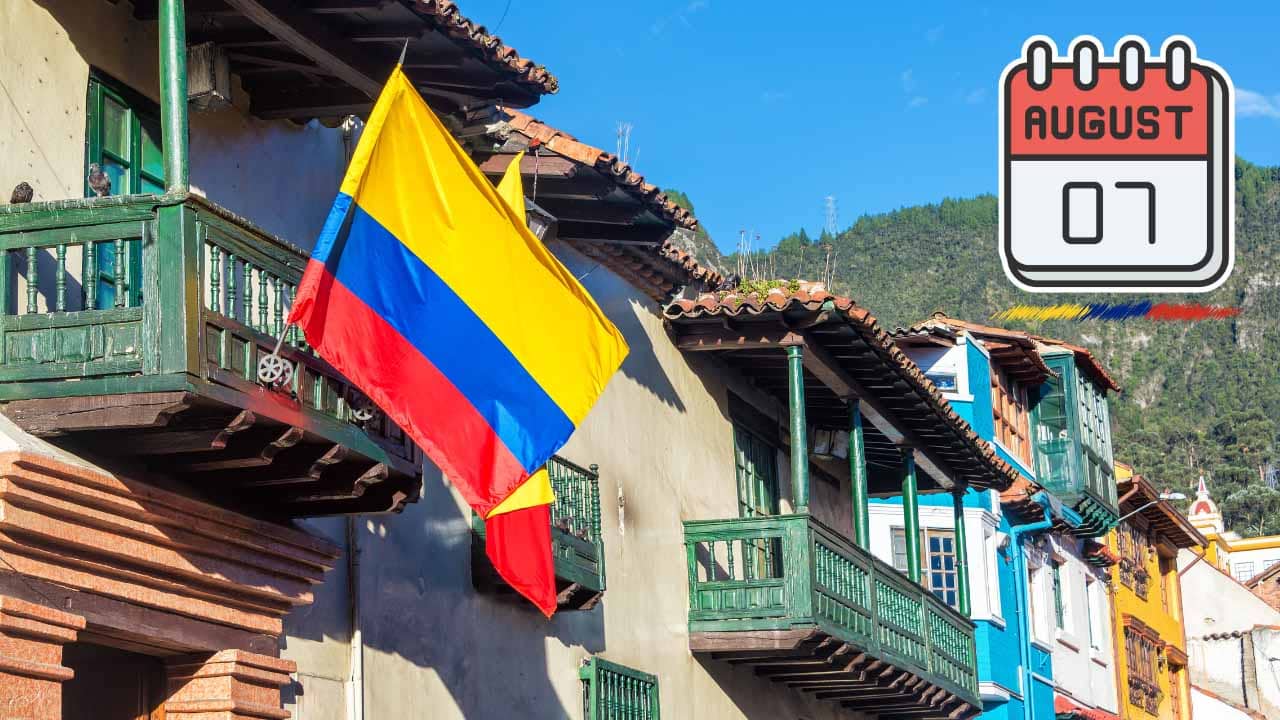 que se celebra 7 de agosto colombia 2025