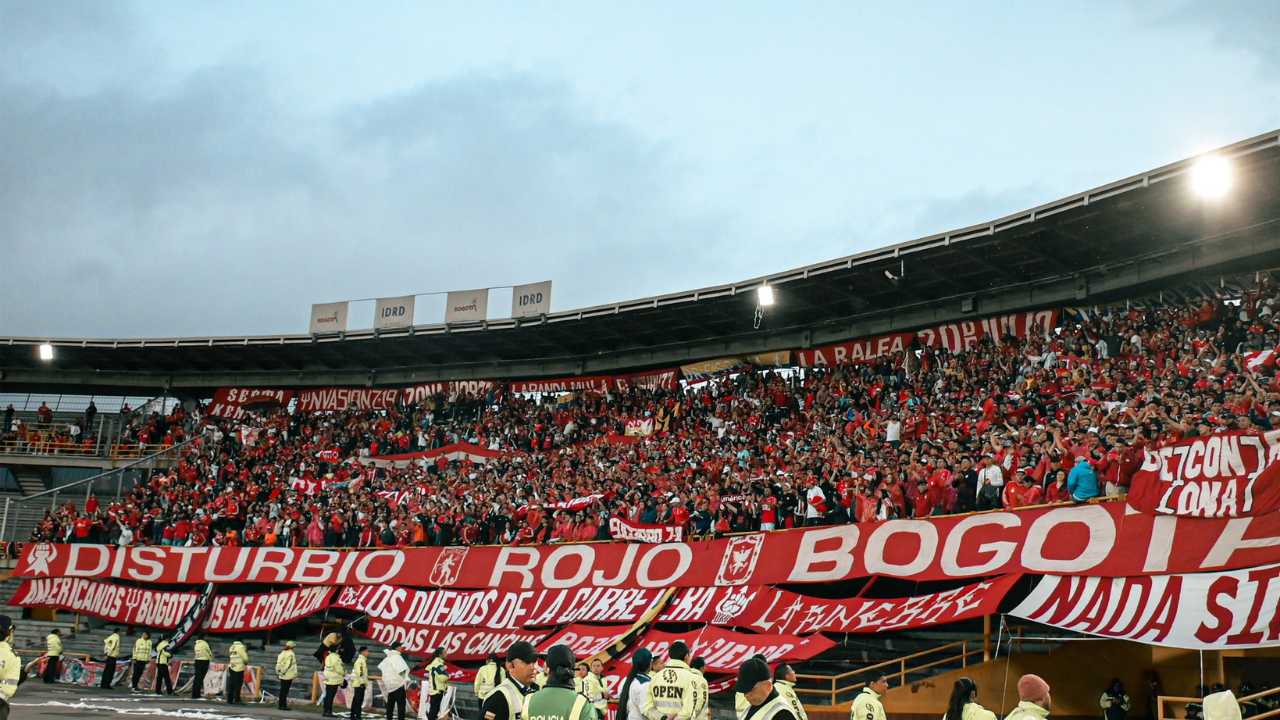 america cali tulio gomez traslado equipo bogota capital colombia nemesio camacho campin hinchas hinchada molesta liga betplay ultimo crisis dimayor futbol profesional colombiano fpc pascual guerrero marcela david gonzalez tecnico