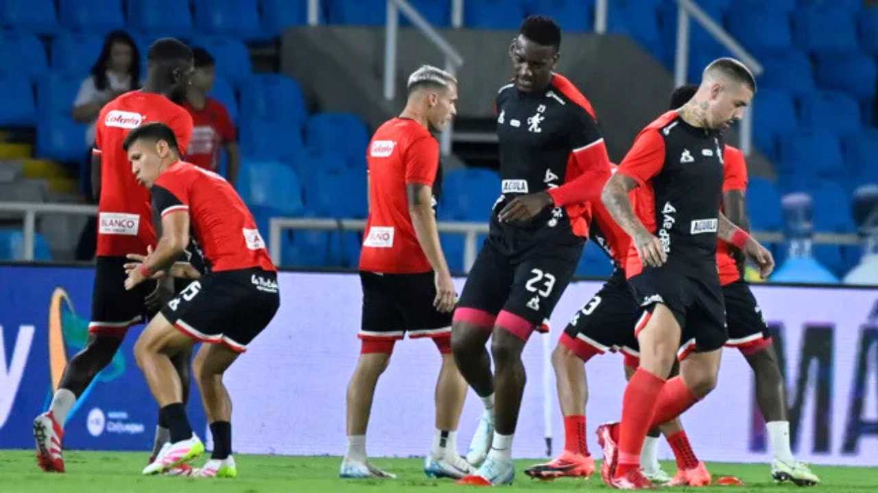 america cali eder alvarez balanta lesion lesionado retiro futbol cadera lesiones diego gabriel raimondi dt director tecnico entrenador alianza valledupar futbol profesional colombiano fpc liga betplay dimayor colombia derrota fracaso puesto marcela tulio gomez juan cruz real reemplazo fichajes