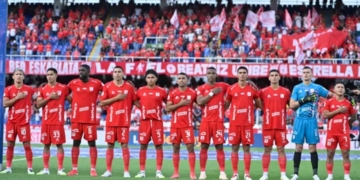 america cali rumores deuda plata dinero sueldos salarios jugadores premios plantilla profesional futbolistas administrativo junta directiva duenos equipos marcela tulio gomez crisis resultados ultimo lugar puesto liga betplay dimayor futbol profesional colombiano fpc dabid gonzalez alex escibar pascual guerrero protestas hinchas hinchada cascajal afiches mosquera guardia