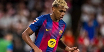 barcelona lamine yamal razon ausencia debut champions league