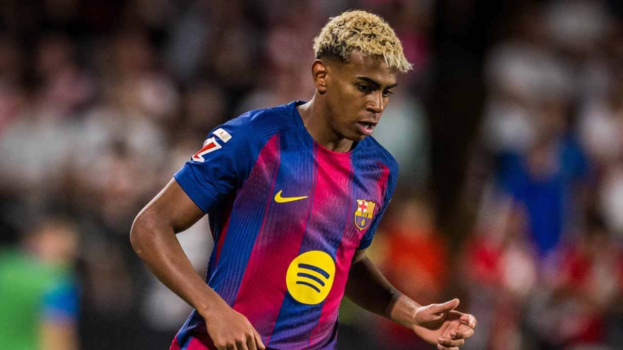 barcelona lamine yamal razon ausencia debut champions league