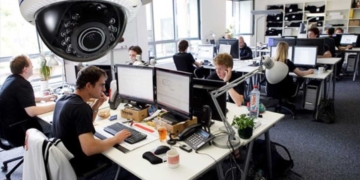 camaras seguridad audio trabajadores sitios trabajos oficinas colombia empleos empleados empleadores jefes ley ministerio mintrabajo leyes norma reglamentacion articulo 28 codigo procedimiento administrativo contencioso vigilancia grabacion grabaciones privacidad