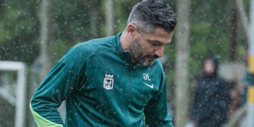 atletico nacional javier gandolfi despedida dt director tecnico entrenador mensaje hinchas hinchada redes sociales polemica frase regreso regresara ciclo terminado echaron fuera nuevo sebastian arango botero gustavo fermani argentino uruguayo colombia familia ardila lulle carolina futbol profesional colombiano fpc liga betplay dimayor atanasio girardot contratado fichajes refuerzos incorporaciones copa libertadores