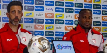 jorga bava independiente santa fe salida equipo club dt director tecnico entrenador equipo cerro porteno paraguay asuncion copa libertadores sudaericana conmebol liga betplay dimayor futbol profesional colombiano fpc botoga campin colombia fichajes refuerzos incorporaciones conrratados contrataciones clausula salida renovacion preidente eduardo mendez hugo rodallega capitan