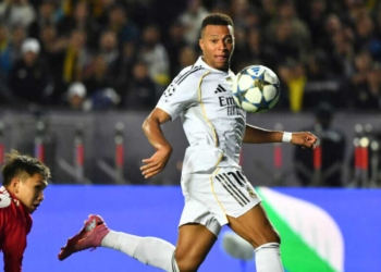 kylian mbappe real madrid hattrick hat trick champions league liga campeojes europa uefa kairat almaty kazajistan goles tripleta xabi alonso marcas registros records estadisticas delantero cristiano ronaldo