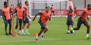 luis diaz bayern munchi alemania colombia seleccion entrevista bild dw medios periodistas alemanes europa champions league liga campeones idioma aleman ingles liverpool premier league bundesliga harry kane vincent kompany kimmich