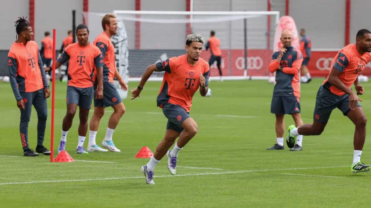 luis diaz bayern munchi alemania colombia seleccion entrevista bild dw medios periodistas alemanes europa champions league liga campeones idioma aleman ingles liverpool premier league bundesliga harry kane vincent kompany kimmich