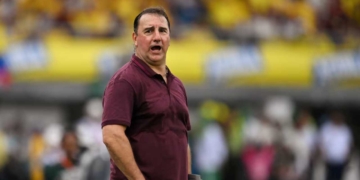 nestor lorenzo seleccion colombia clasificado ckasificacion mundial 2026 estados unidos usa eeuu mexico canada partido venezuela eliminatorias conmebol fracaso hinchas hinchada detractores criticos respondio rueda prensa
