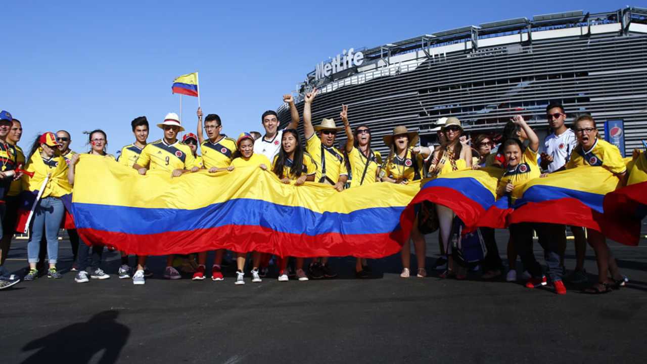 seleccion colombia hinchas mundial estados unidos 2026 canada mexico plata presupuestos costos viaje tiquetes entradas boletas ida vuelta hospedaje hotel comida gastos billete plata bolsillo economia tramites migratorios visa