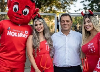 america cali tulio gomez protestas hinchas hinchadas reclamos pascual guerrero vacio clasico puerta cerrada marcela david gonzalez alex escobar diego raimondi polilla da silva nuevo tecnico director entrenador liga betplay ultimo futbol profesional colombiano fpc colombia mercado fichajes adrian ramos incorporaciones refuerzos directivas dirigencia directivos dueno giraldo