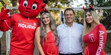 america cali tulio gomez protestas hinchas hinchadas reclamos pascual guerrero vacio clasico puerta cerrada marcela david gonzalez alex escobar diego raimondi polilla da silva nuevo tecnico director entrenador liga betplay ultimo futbol profesional colombiano fpc colombia mercado fichajes adrian ramos incorporaciones refuerzos directivas dirigencia directivos dueno giraldo