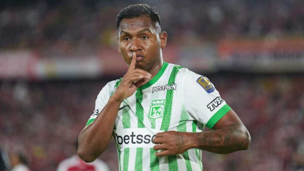 atletico nacional alfredo morelos penal polemico tunja boyaca chico cancha hinchada hinchas liga betplay dimayor futbol profesional colombiano fpc arbitraje arbitros var sanciones mercado fichajes refuerzos nuevo entrenador director tecnico dt gustavo fermani