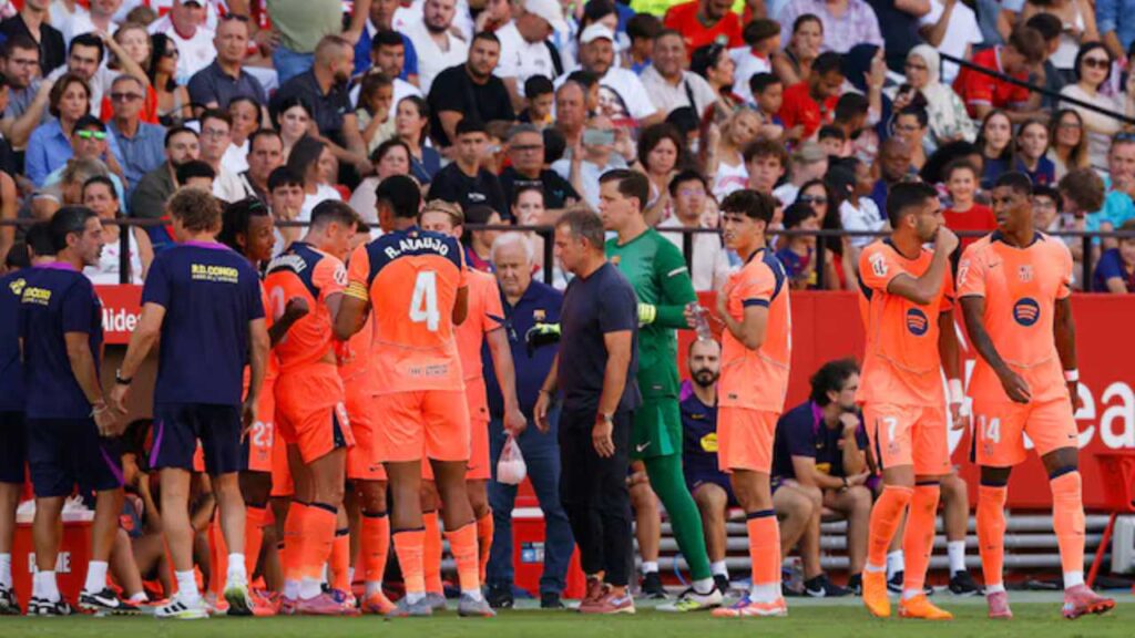 hansi flick director tecnico entrenador fc barcelona goleada sevilla crisis laliga espana futbol espanol lamine yamal seleccion lesion lewandowski raphinha lider real madrid selecciones fifa