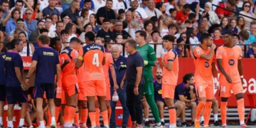 hansi flick director tecnico entrenador fc barcelona goleada sevilla crisis laliga espana futbol espanol lamine yamal seleccion lesion lewandowski raphinha lider real madrid selecciones fifa