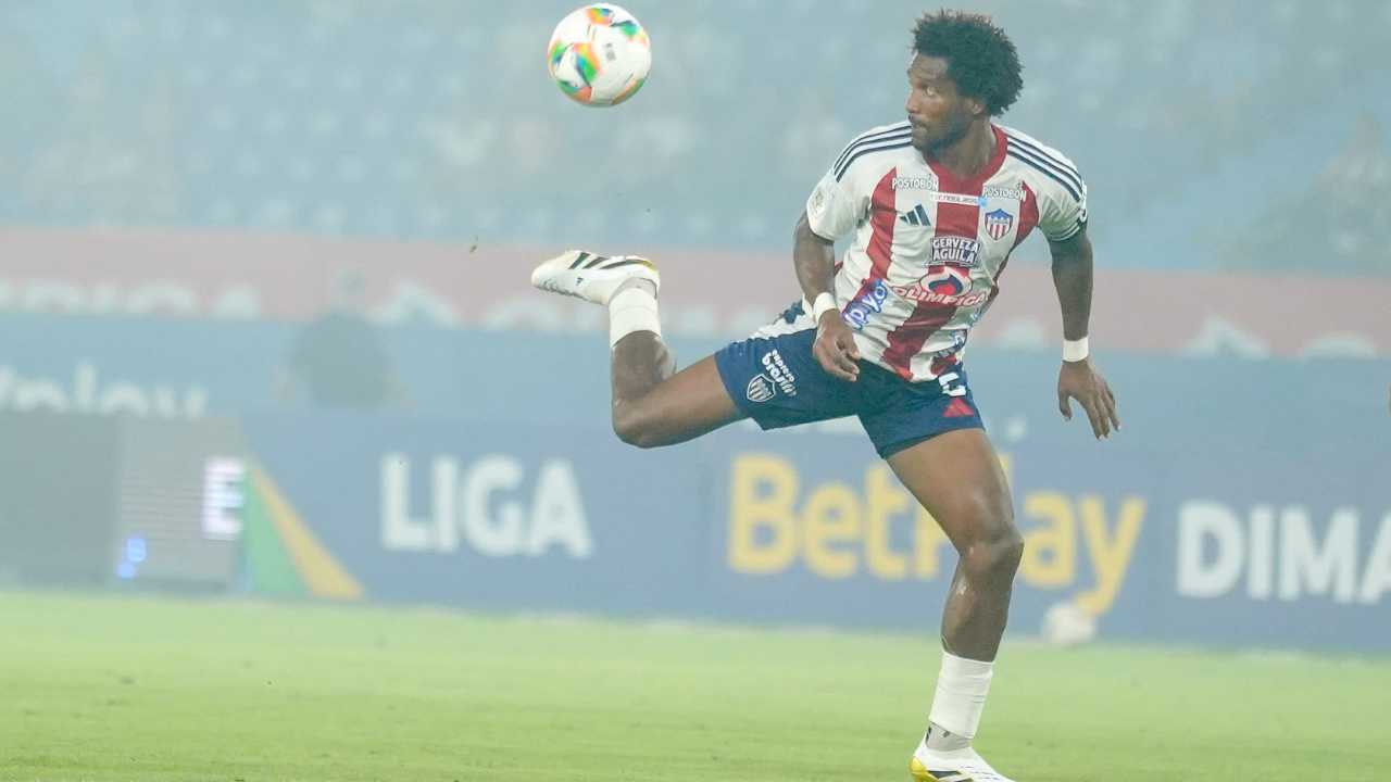 didier moreno junior barranquilla renovacion se va queda futbol profesional colombiano fpc liga betplay dimayor mercado fichajes refuerzos incorporaciones contrataciones contratados director tecnico dt entrenador alfredo arias fuad char familia duenos equipos dirigentes dirigencia colombia equipos nacional america millonarios dim cali santafe terminan contrato carlos bacca paiva