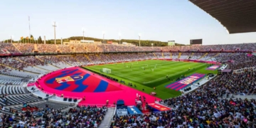 fc barcelona montjuic estadi estadio nou camp spotify terminado nueva casa aliento grada publico hinchas hinchada fans seguidores azulgrana blaugrana barca liga espanola espana champions league campeones psg hansi flick lamine yamal balon oro real madrid