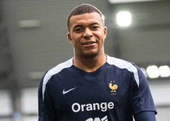kylian mbappe real madrid seleccion francia octubre 2025