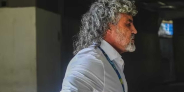 atletico nacional bucaramanga leonel alvarez futuro director tecnico entrenador dt clausula rescision pagar plata dinero multa contrato 2026 vence diciembre liga betplay dimayor futbol profesional colombiano fpc colombia cuadrangulares clasificados lider lideres pelear titulo gustavo fermani colombianos sebastian arango botero presidente presidencia directivos familia ardila lulle carolina atanasio girardot medellin mercado fichajes refuerzos incorporaciones contrataciones contratados