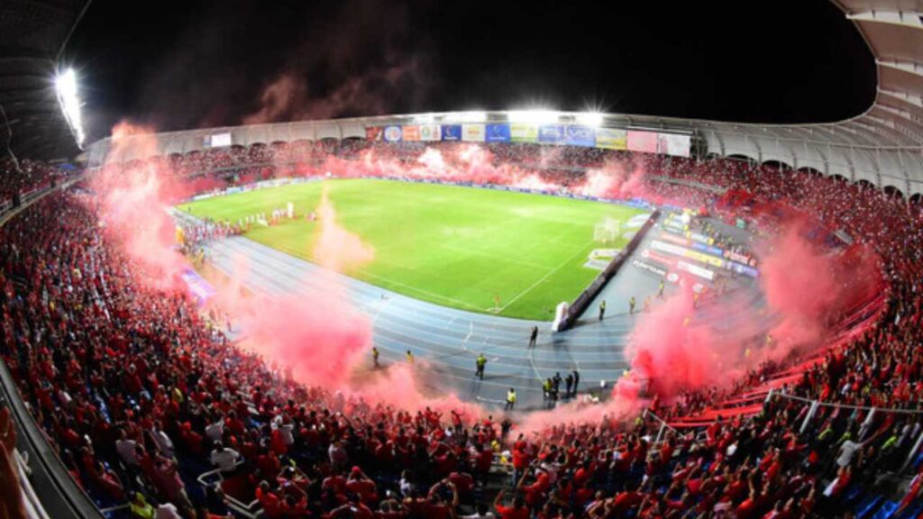 america cali sancion pascual guerrero tribunas desmanes molestia disturbios protestas hinchas hinchada copa colombia betplay futbol profesional colombiano fpc liga semifinal final nacional junior once caldas tulio gomez marcela duenos equipos dirigentes dirigencias barra brava baron rojo comite disciplina castigo david gonzalez alex escobar fichajes