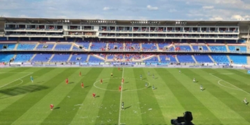 america cali cambio estadio sede cancha pascual guerrero liga betplay dimayor partidos vacio sin publico hinchas protestas junior millonarios nacional clasico futbol profesional colombiano fpc colombia francisco rivera escobar palimira nueva casa david gonzalez director tecnico entrenador dt alex escobar famlia gomez tulio marcela enojo dirigentes dirigencia duenos fichajes