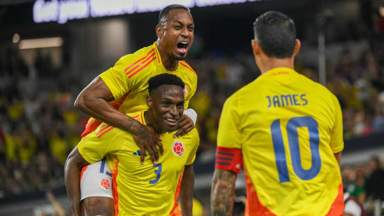seleccion colombia amistoso goleada goliza paliza mexico internacional estados unidos preparacipn mundial 2026 nestor lorenzo james rodriguez luis diaz javier vasco aguirre crisis federacion goles