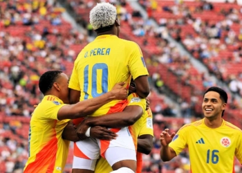 seleccion colombia sub 2o historia historico tercer lugar mundial chile 2025 santiago francia partido gol oscar perea podio podium medalla bronce director tecnico cesar torres federacion colombiana futbol ramon jesurun reinaldo rueda emiratos arabas unidos 2003 neyser villarreal goleador