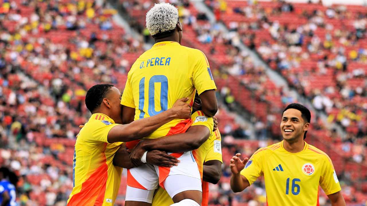 seleccion colombia sub 2o historia historico tercer lugar mundial chile 2025 santiago francia partido gol oscar perea podio podium medalla bronce director tecnico cesar torres federacion colombiana futbol ramon jesurun reinaldo rueda emiratos arabas unidos 2003 neyser villarreal goleador