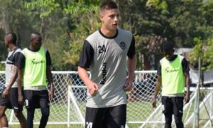 helibelton palacios sale millonarios mercado fichajes mateo puerta refuerzos contrataciones contratados incorporaciones millos futbol profesional colombiano fpc liga betplay dimayor director tecnico hernan torres directivos directivas maximo accionista duenos dirigentes enrique camacho gustavo serpa gato perez