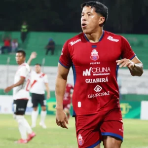 millonarios refuerzos mercado fichajes delantero boliviano gustavo peredo guabira incorporaciones conttrataciones contratados futbol profesional colombiano fpc liga betplat dimayor hernan torres director tecnico plantilla jugadores salen llegan altas bajas cupos extranjeros giordana duenos maximo accionista directivos gustavo serpa enrique camacho gato perez ariel michaloutsos colombia