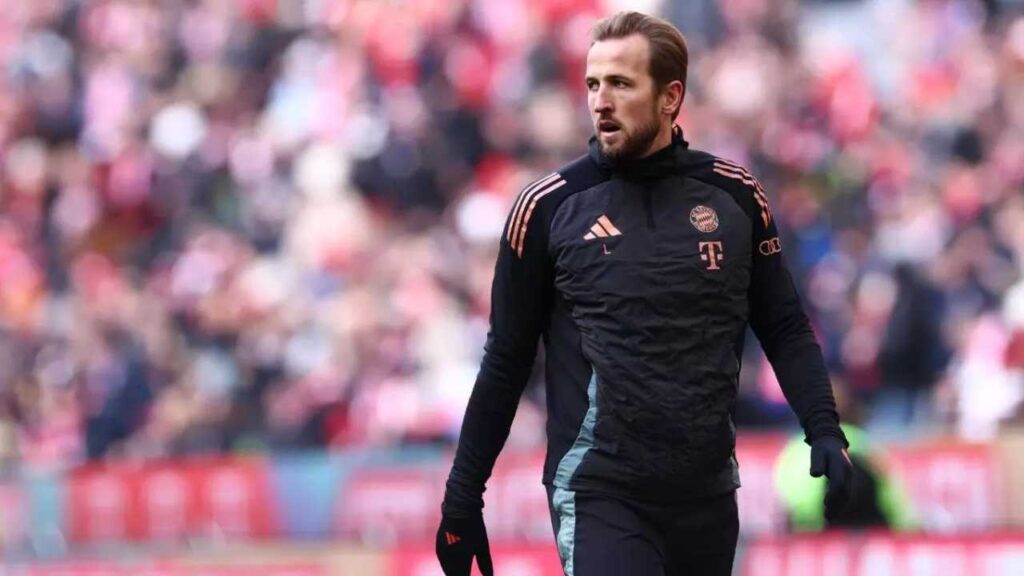 bayern munich barcelona harry kane reemplazo robert lewandowski hansi flick mercado fichajes temporada invierno verano ventana operaciones deco joan laporta refuerzos incorporaciones la liga futbol espanol espana alemania inglaterra premier league equipos interesados