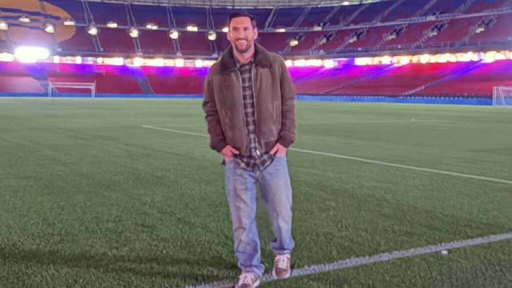 barcelona leo messi visita camp nou 2025