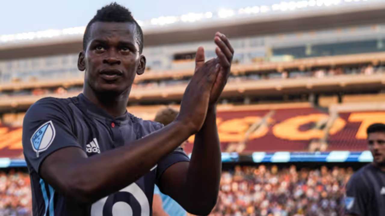 junior barranquilla carlos darwin quintero fichaje equipo 2026 refuerzos contrataciones contratados familia char fuad proyecto temporada alfredo arias director tecnico dt entrenador delantero liga betplay dimayor fpc metropolitano millonarios hernan torres gustavo serpa enrique camacho directivos dueno equipo dirigencia america cali tulio gomez marcela presidente club deportivo pereira crisis renuncia independiente santafe Eduardo mendez