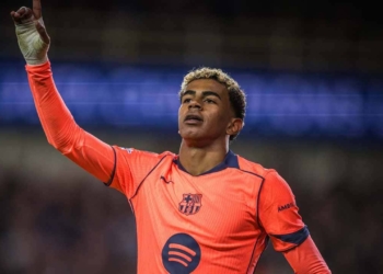 lamine yamal lesion tratamiento barcelona espana