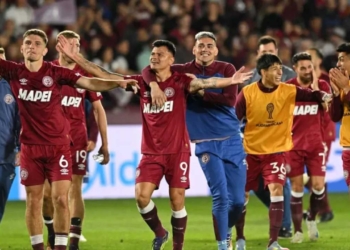 lanus campeon copa sudamericana 2025 final asuncion paraguay atletico mineiro jorge sampaoli gol cuadro campeones brasil argentina