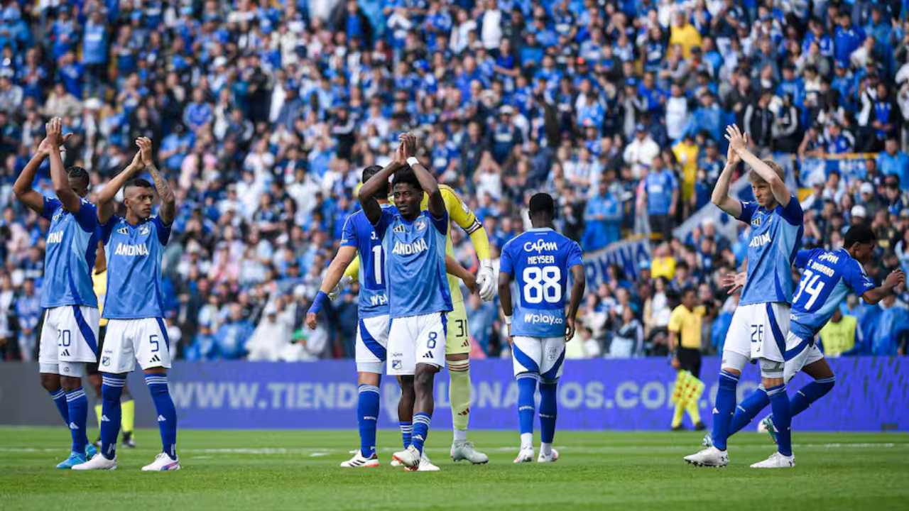 millonarios salida jugadores futbolistas plantilla profesional nuevo proyecto 2026 hernan torres director tecnico dt entrenador mercado fichajes contrataciones contratados refuerzos dirigencia dirigentes duenos equipo maximo accionista gustavo serpa enrique camacho gato perez oscar cortes extranjeros amores vargas savio giordana posiciones campin bogota carlos darwin quintero eliminado liga betplay dimayor 2025 futbol profesional colombiano fpc molestias hinchas hinchadas millos