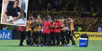 deportivo pereira orlando berrio compra equipo profesional crisis plantilla jugadores sanciones renuncias caos aficion hinchas protestas reconocimiento deportivo ministerio deporte gobierno presidencia colombia futbol profesional colombiano fpc liga betplay dimayor ley blessd negocio millonada dolares cifras risaralda alvaro lopez amenazas jose miguel jaramillo entrevista caracol mercado fichajes refuerzos futbolistas director tecnico entrenador rafael dudamel carlos darwin quintero