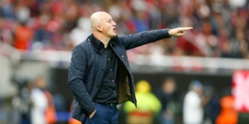 independiente santa fe refuerzos incorporaciones mercado fichajes contrataciones contratados pablo repetto nuevo director tecnico dt entrenador uruguayo campin bogota salida jugadores llegada plantilla profesional futbolistas altas bajas rodallega mosquera copa libertadores presidente eduardo nebdez futbol profesional colombiano fpc liga betplay dimayor