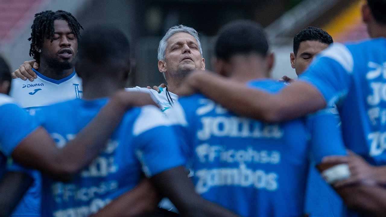 reinaldo rueda eliminado camino mundial 2026 honduras