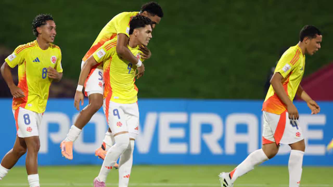 seleccion colombia sub 17 sorteo grupos mundial sub 17 catar qatar 2025 enfrentamientos emparejamientos diesiceisavos octavos final europa alemania francia director tecnico freddy hurtado delantero londono falcao hinchas hinchada cruces brasil paraguay nuevo formato mejores segundos terceros cabeza serie grupos