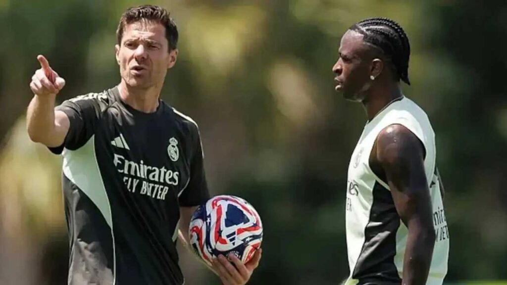 vinicius junior real madrid xabi alonso entrenador director tecnico dt problemas tension florentino perez presidente cambios mercado fichajes europa inverno verano clausula millones dolares euros arabia saudita premier league psg renovacion 2027