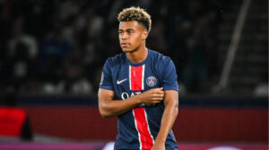 liverpool mohamed salah venta transferencia mercado fichajes europa refuerzos incorporaciones despedido salida reemplazo desire doue slot hinchas hinchada anfield psg extremo luis enrique paris saint germain psg