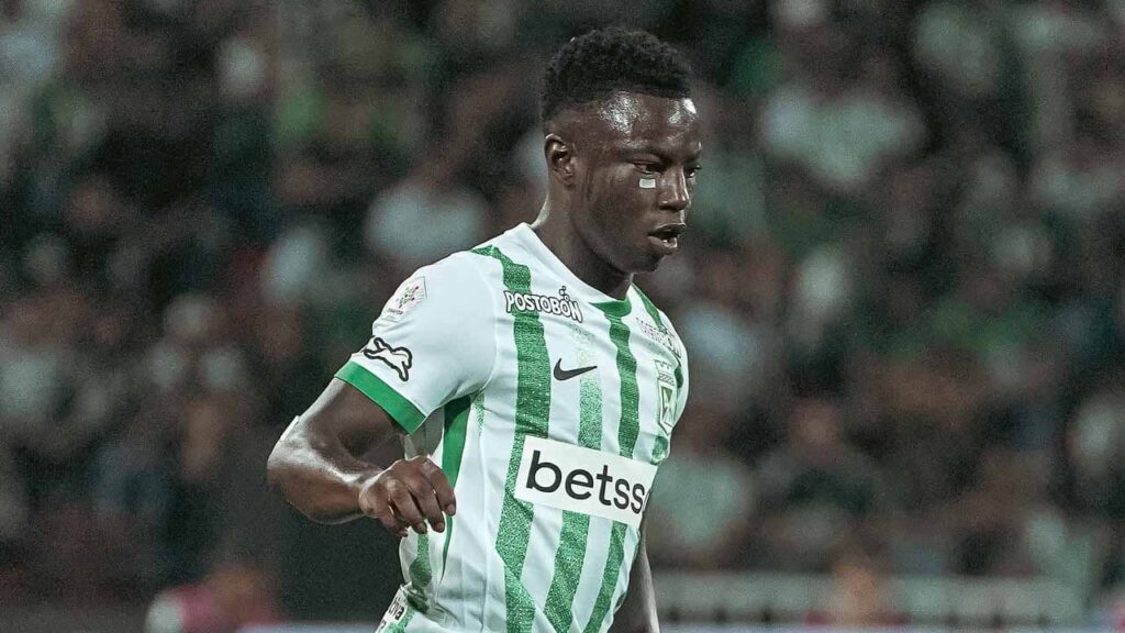 atletico nacional mercado fichajes salidas 2026 posibilidad marino hinestroza