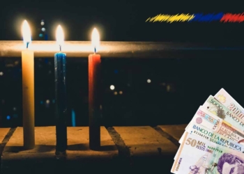 cuanto es pago dia festivo velitas colombia 2025