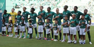 deportivo cali salida andrey estupinan baja plantilla jugadores alberto gamero director tecnico dt entrenador mercado fichajes refuerzos incporporaciones contrataciones futbol profesional colombiano fpc liga betplay dimayor hibchada molesta nuevo equipo extremo delantero sporting cristal peru lima