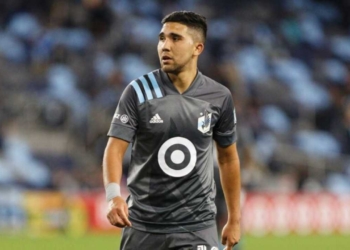 emanuel bebelo reynoso deportivo cali mercado fichajes refuerzos contrataciones contratados incorporaciones nuevos jugadores futbolistas pases oferta altas bajas salen llegan futbol profesional colombiano fpc liga betplay dimayor colombia colombiano transferencias transferidos ventana fichado alberto gamero talleres cordoba carlos tevez argentina