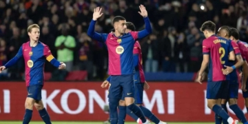 ferran torres futbol club barcelona fc newcastle fichaje premier league mercado ventana inverno verano altas bajas salida jugadores deco joan laporta hansi flick marcus rashford lamine yamal mejor del mundo balon oro raphinha robert lewandowski contrataciones incorporaciones refuerzos camp nou