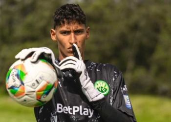 kevin catano fichaje atletico nacional once caldas deportivo cali equipo hincha hinchada mercado colombia refuerzos contrataciones incorporaciones arquero revelacion primera b real cundinamarca cucuta padre hijo edgar propuestas ofertas mls estados unidos