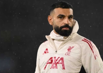 liverpool mohamed salah venta transferencia mercado fichajes europa refuerzos incorporaciones despedido salida reemplazo desire doue slot hinchas hinchada anfield psg extremo luis enrique paris saint germain psg